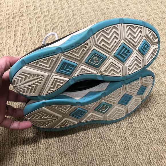 Lebron’s - Picture 4 of 4